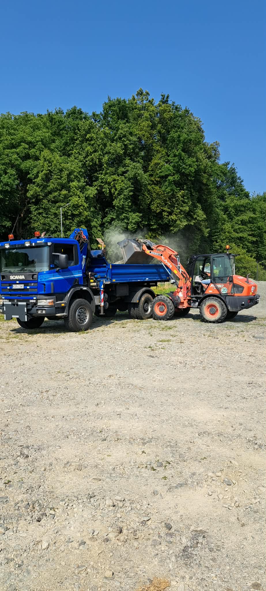 Preprava a vykládka stavebného materiálu